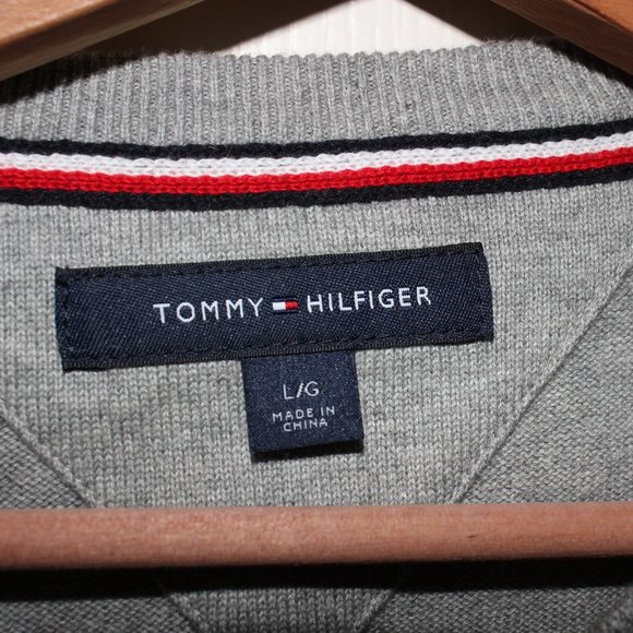 Tommy Hilfiger Logo Crew Neck Size Sweater L - Picture 2 of 3